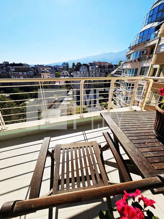 Продава се Тристаен апартамент в София, Хладилника - 127 кв.м за 3008 €/кв.м - Снимка #6