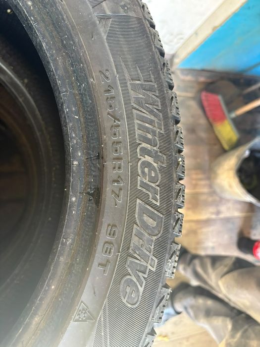 Продам Зимние шины
