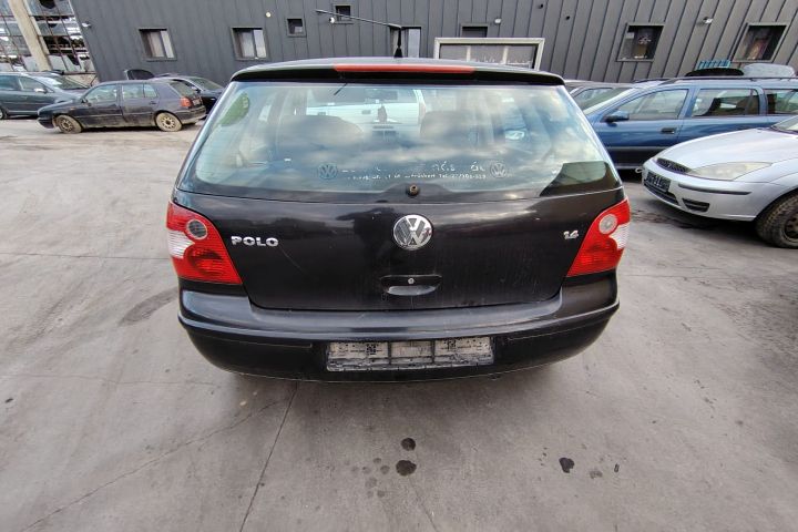 Oglinda stanga Volkswagen VW Polo 2003 1.4 16V MT (75 hp)