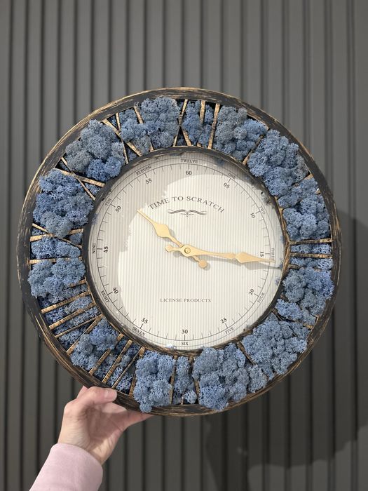 Часовник със скандинавски мъх