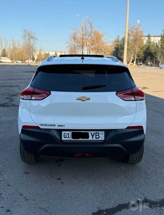chevrolet tracher 2