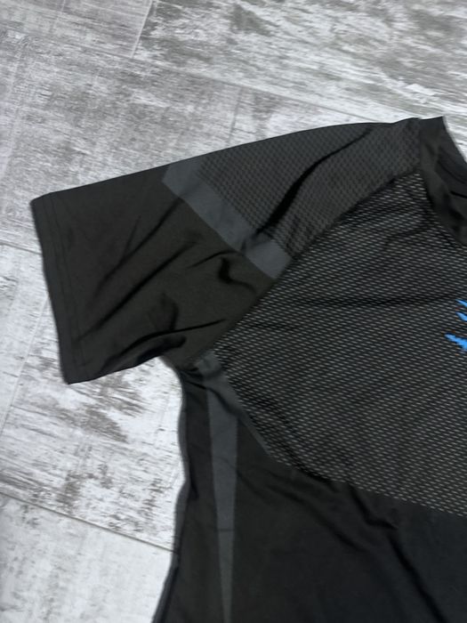 Tricou compresat gymshark Onyx V5