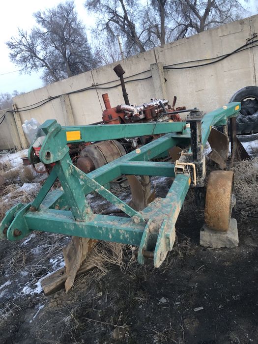 Продам плуг 4х корпусной