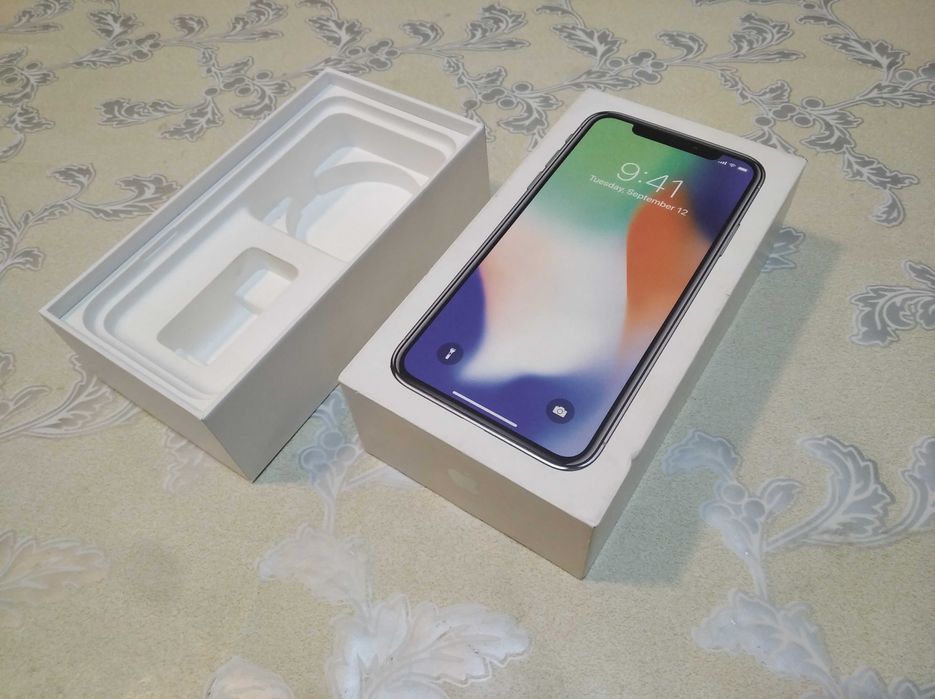 Упаковка POCO M3, IPhone X, HUAWEI nova 10 SE. Коробка от телефона.