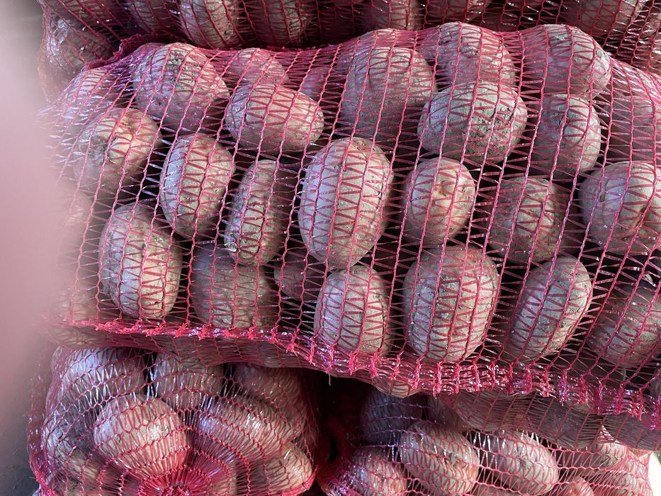 Vand cartofi de consum