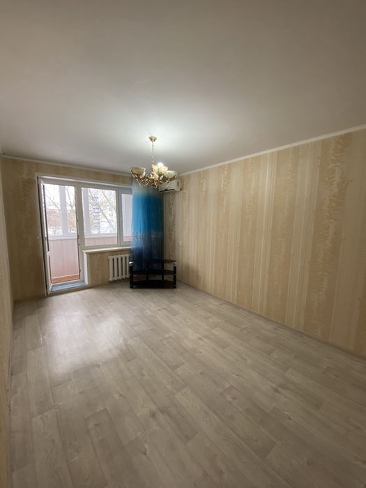 Продам квартиру 6 мкрн