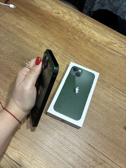 Iphone 13 Перфектен !