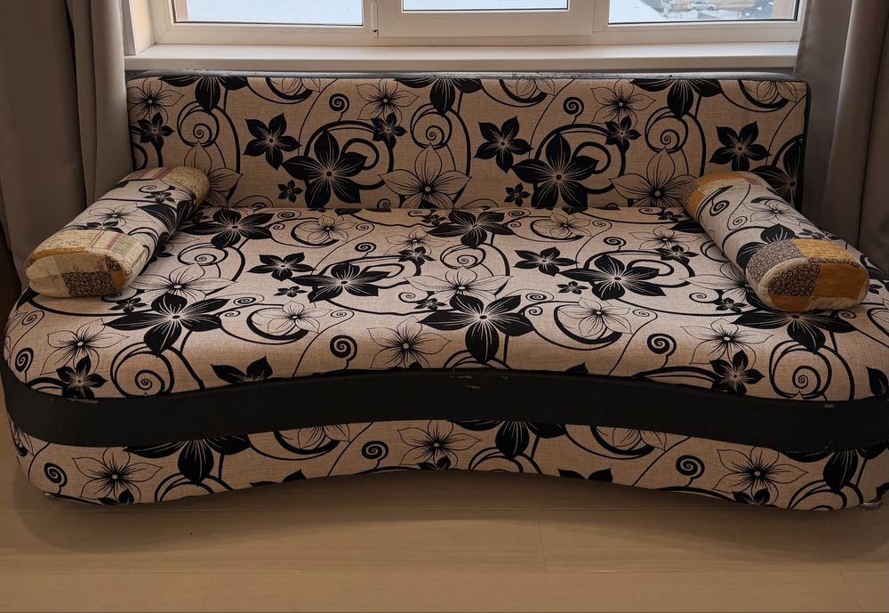 Диван отдам бесплатно