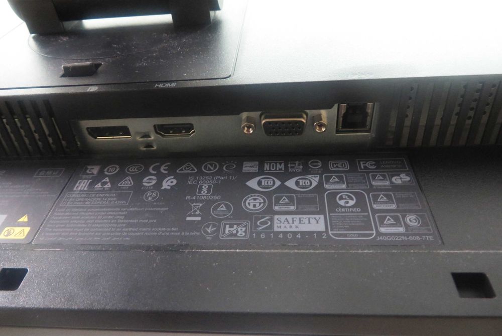 Monitor Lenovo ThinkVision T22i 21.5" Full HD, VGA, HDMI, Display Port