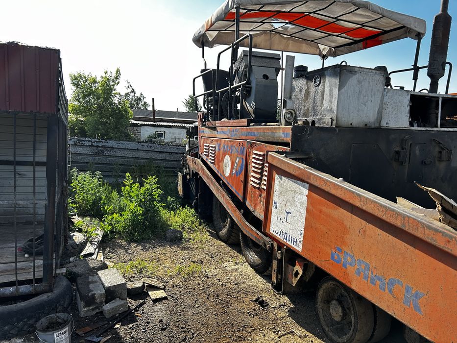 Продам Асфальтоукладчик