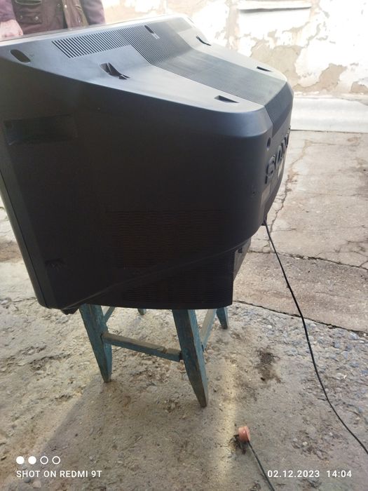 Продам телевизор Sony Trinitron