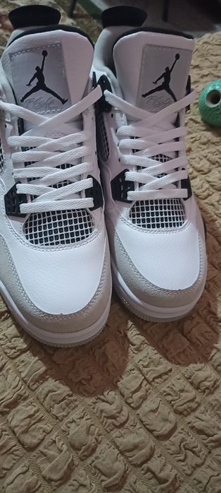 Jordan 4 military black