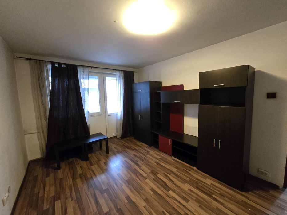 Închiriez apartament 3 camere Sos Giurgiului