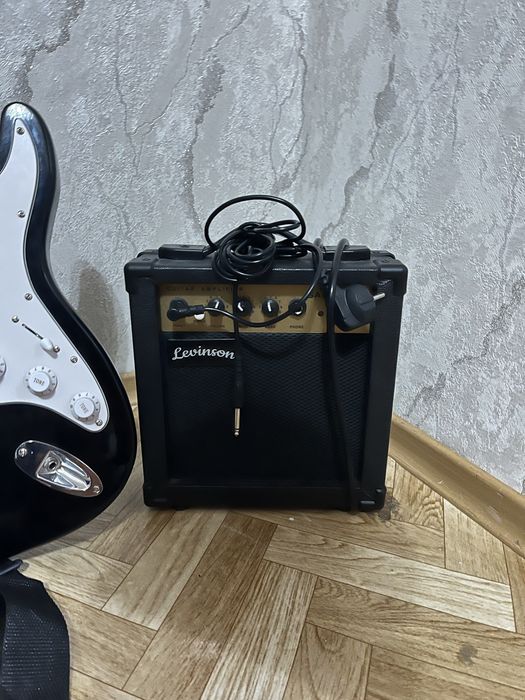 Электро гитара обмен имеется