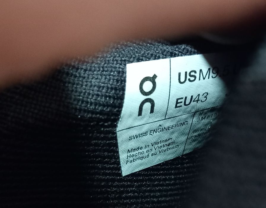 Adidasi On cloud cloudswift 4