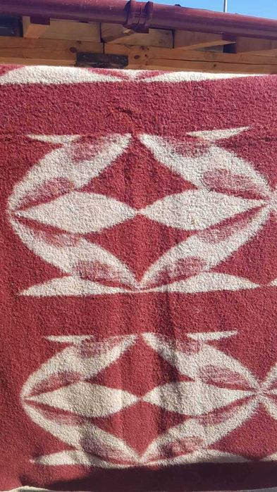 Одеяло с шарка - Вишнево - Ново