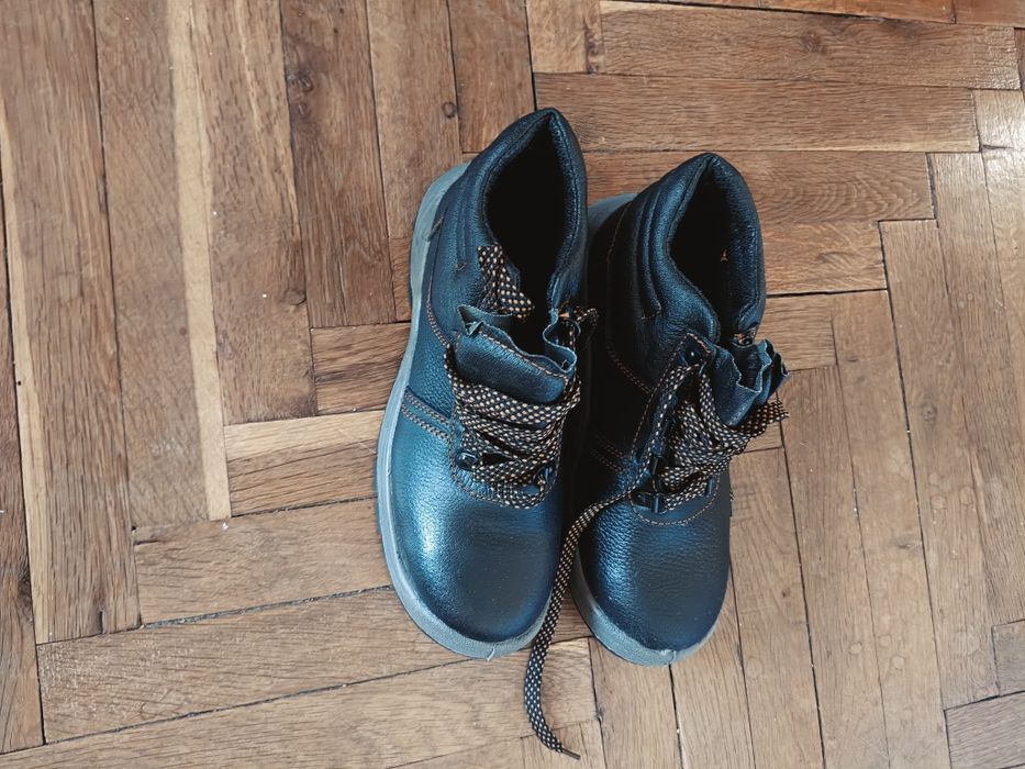 Мъжки работни обувки