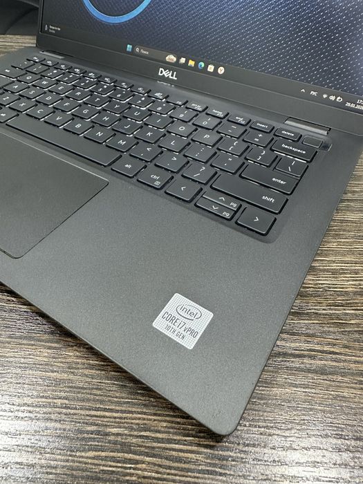мощный 8-ядерный i7 ноутбук Dell Latitude 7410, для программ и IT