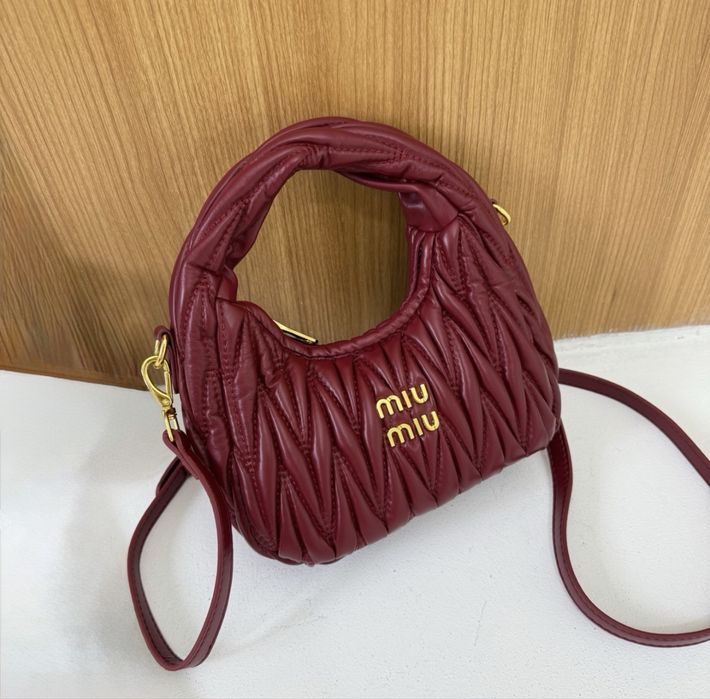 Дамска чанта Miu Miu