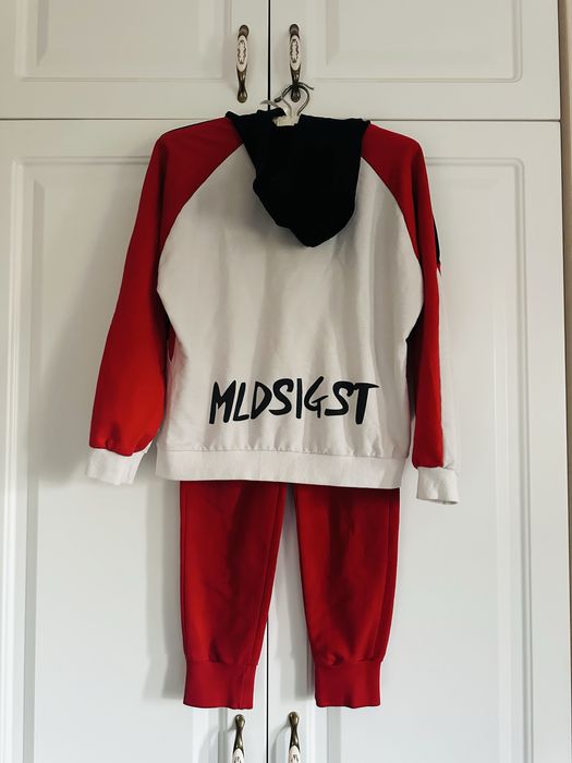 Trening din bumbac , pentru copii , masura 122/128 , 7-8 ani