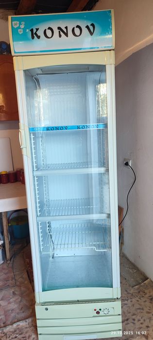 Холодильник Conov.