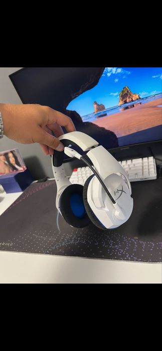 Periferice monitor,casti,tastatura,mouse.Se pot vinde separat am preturile in deschiere
