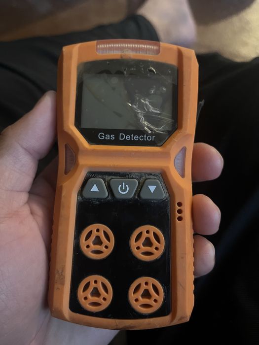 ADKS-4 ko'p funksiyali ko'chma gaz analizatori sotiladi zapchast