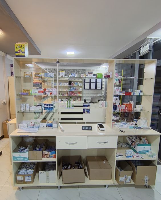 Прилавки витрины