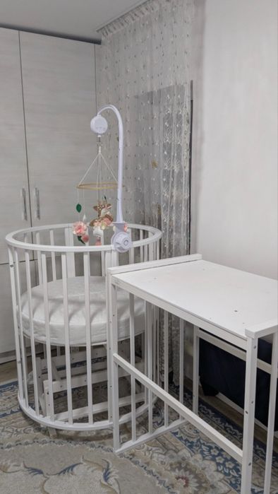 Продам срочно детскую кроватку