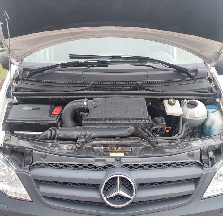 Vand Mercedes Vito autoutilitara  3 locuri