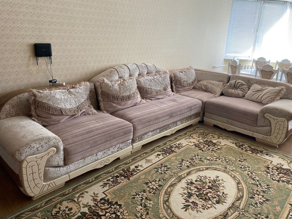 Диван для гостиной