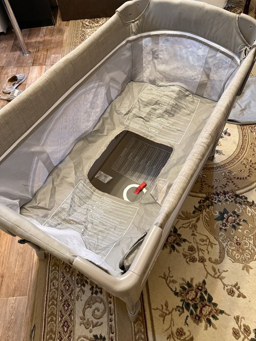 Продам детский манеж (складной)