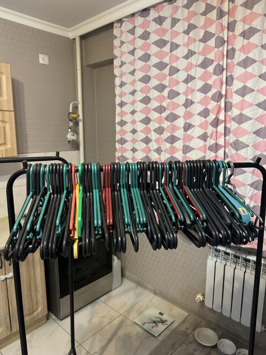 Продам плечики,вешалки