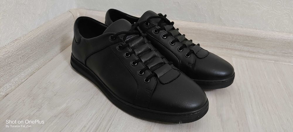 Продаю Мужские туфли Dagem 44 размер