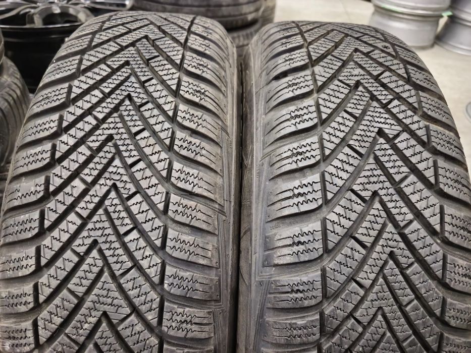 2 anvelope iarna Vredestein 185 65 15 ca și noi