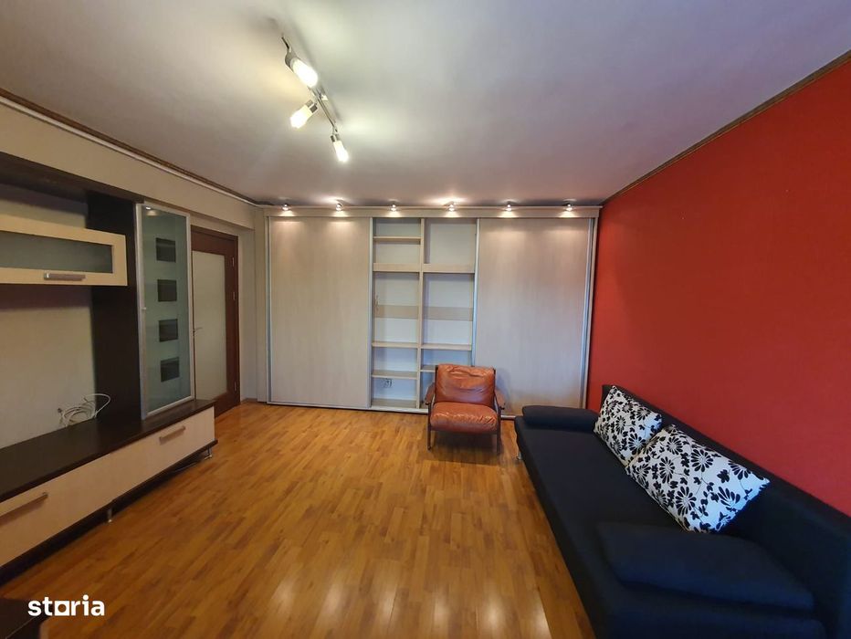 3 camere Virtutii Lujerului tramvai 41 metrou Politehnica — fotografia 1