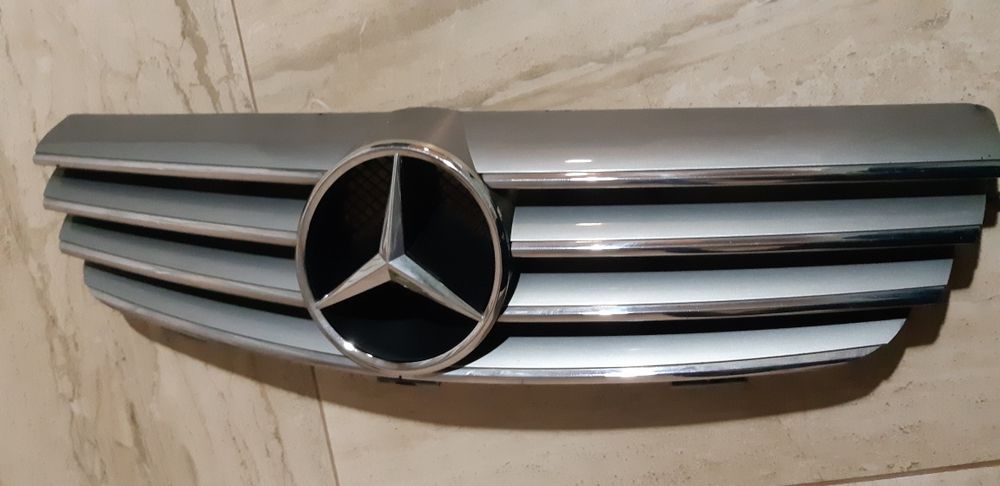 Clk W209 Предна решетка clk за Мерцедес Цлк