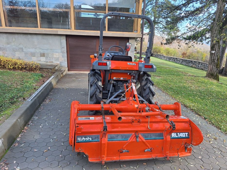 Трактор Kubota GT19