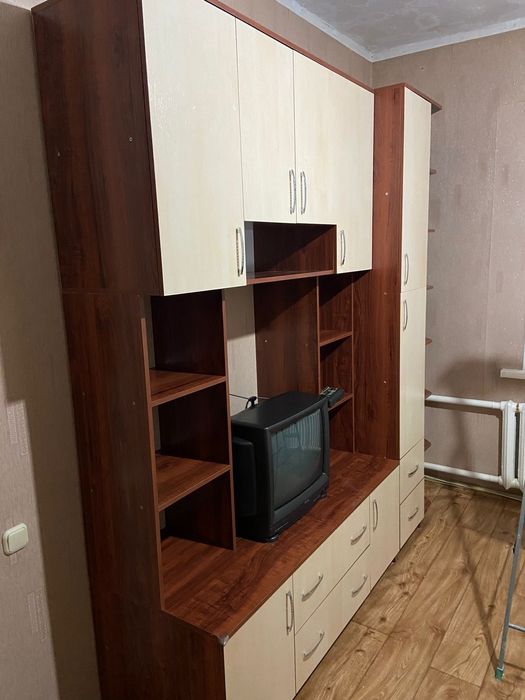 Продам стенку с шкафом