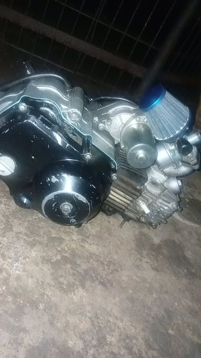 Vînd motor atv 125cc