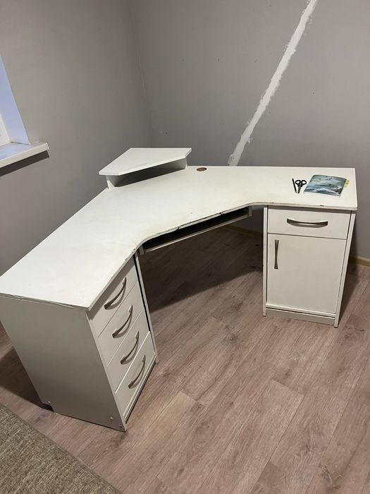 Угловой Стол Писменый