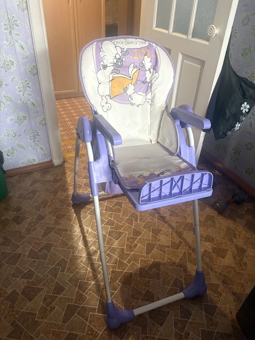 Продам детский стульчик для кормления.