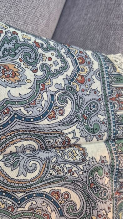 Распродажа коллекции Павловопосадких платков