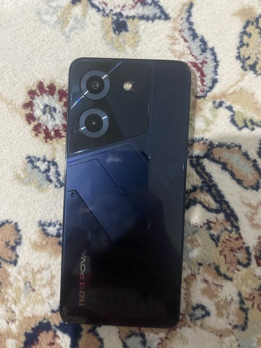 продам бюджетни телефон