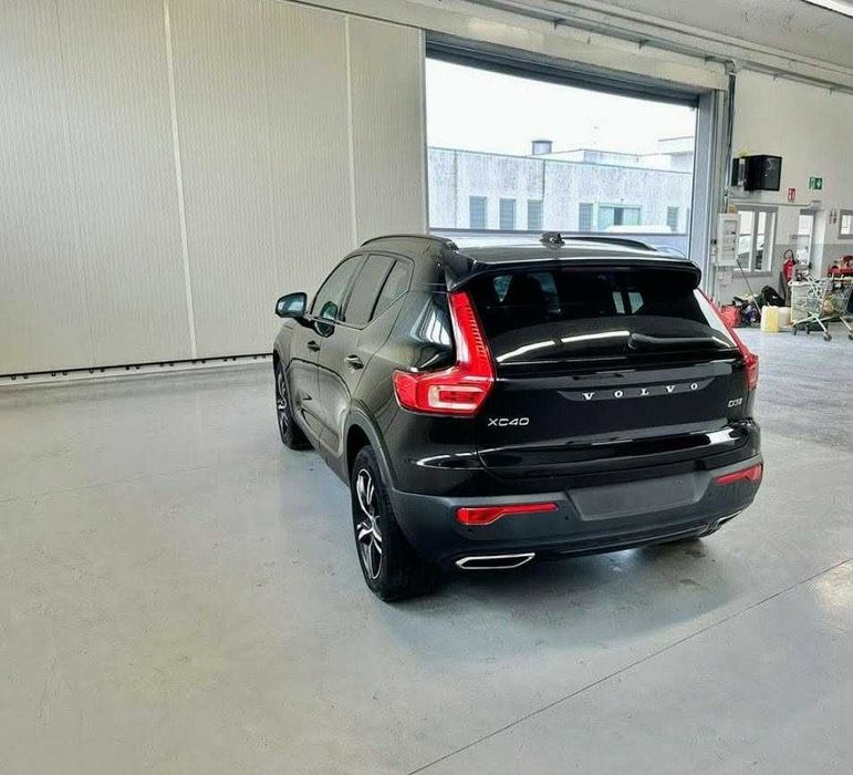 VOLVO XC40 de vinzare