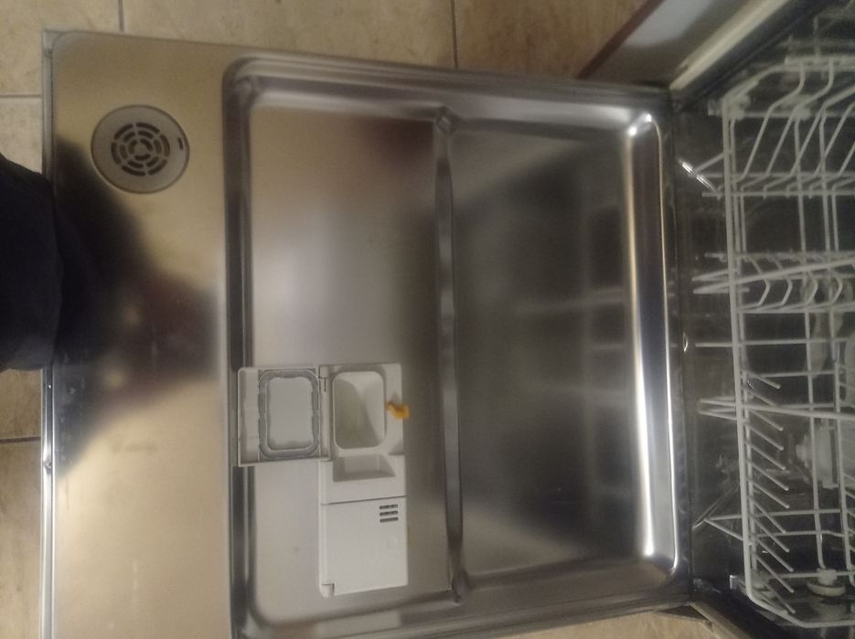 Съдомиялна машина миели