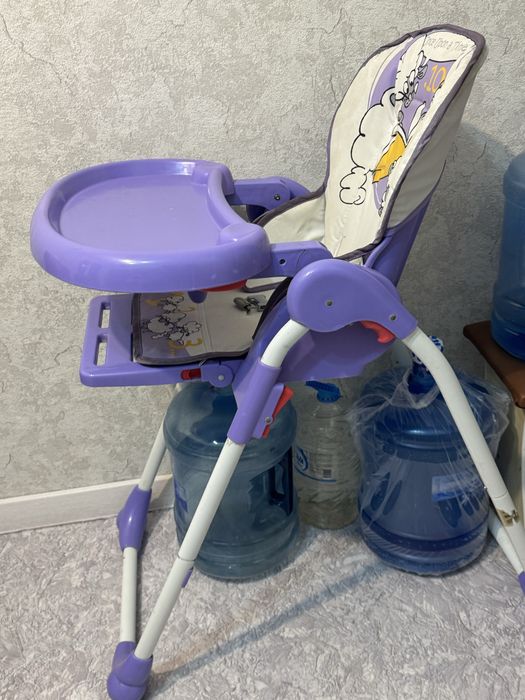 Продам детский столик за 5000 тг