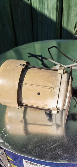 Продавам ел мотор в отлично състояние