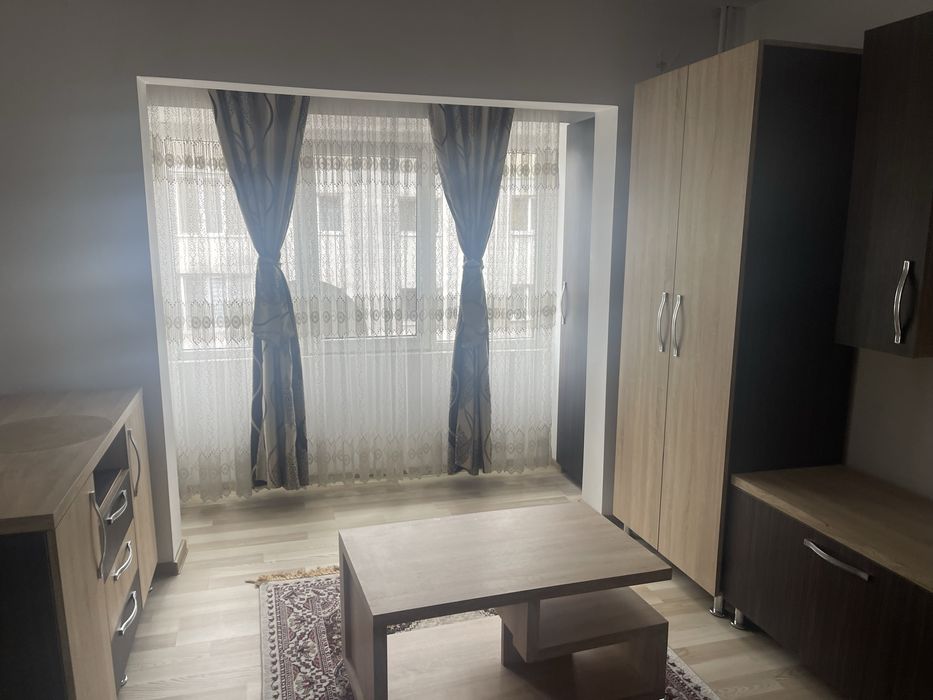 Garsoniera Piata centrala