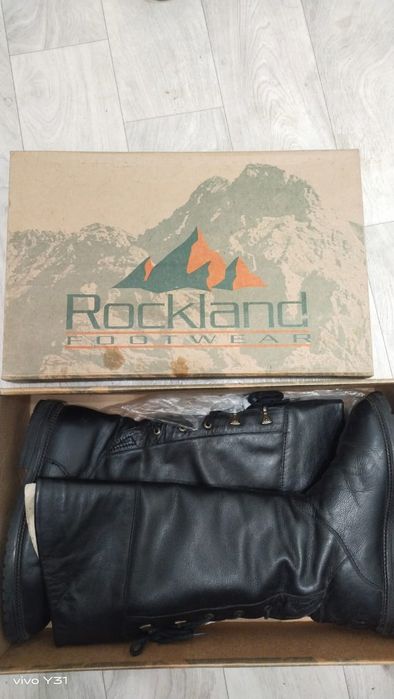 Продам сапоги, оригинал